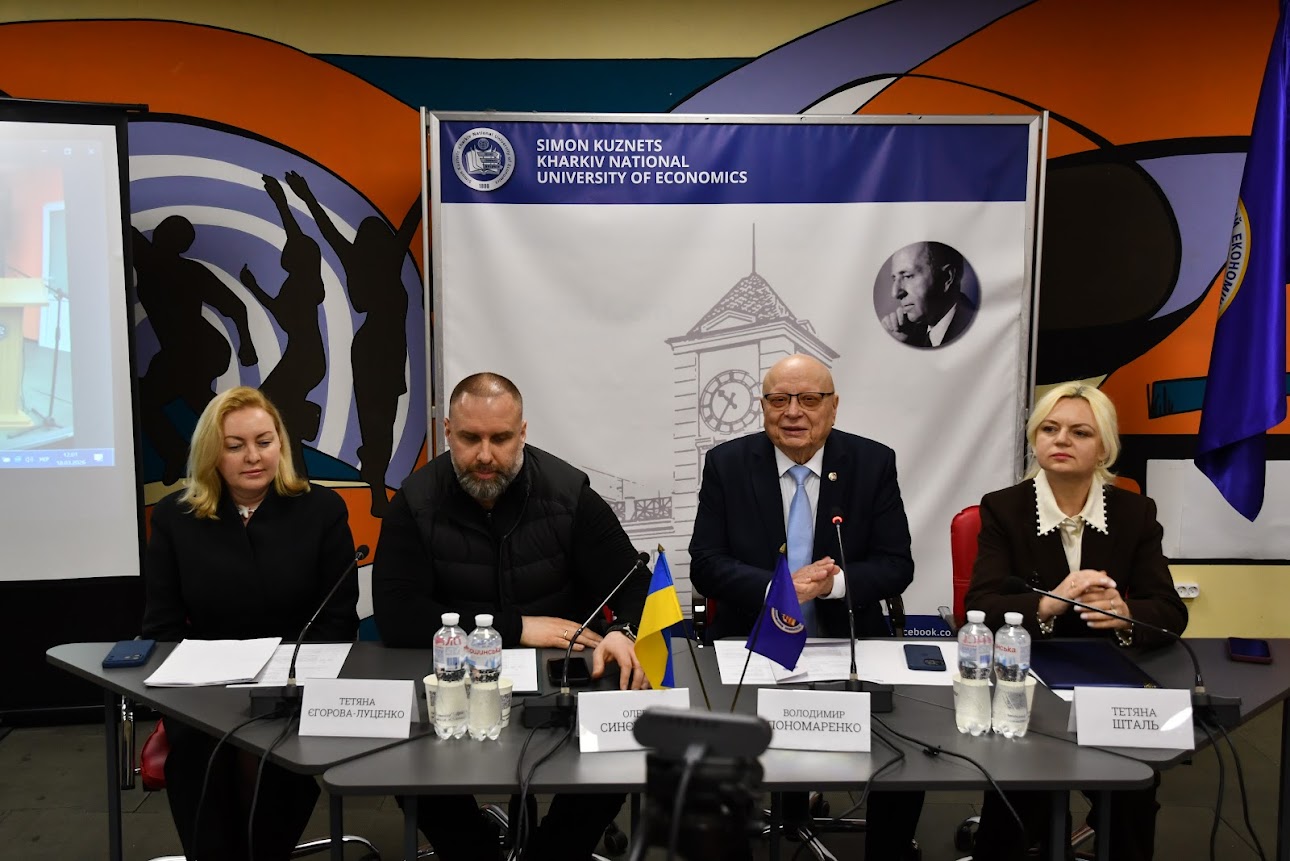 Засідання Вченої ради за участі начальника ХОВА Олега Синєгубова та голови Харківської обласної ради Тетяни Єгорової-Луценко